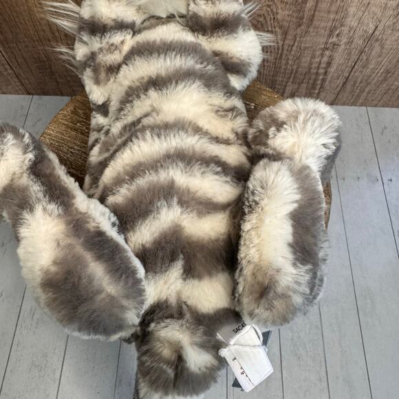 Jellycat Little Sacha Snow Tiger Jellycat Snow Tiger Arctic NEW FAST SHIP - Picture 7 of 9